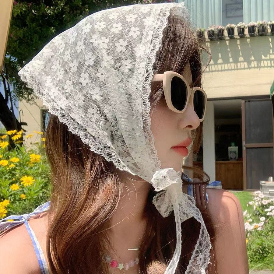 1PC triangle Lace scarf white  - Photography Triangle review and price